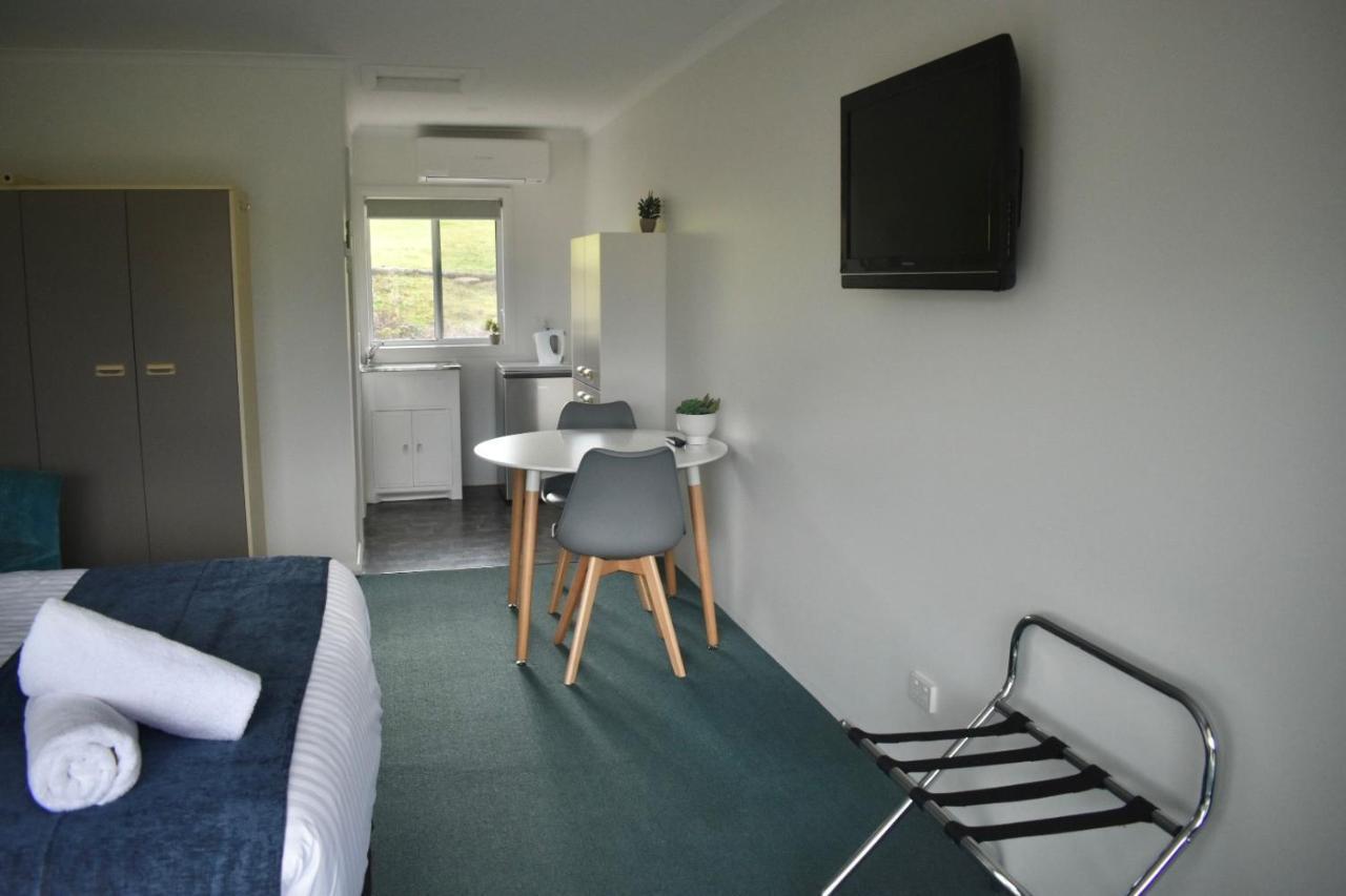 Kermandie Hotel Port Huon Eksteriør bilde