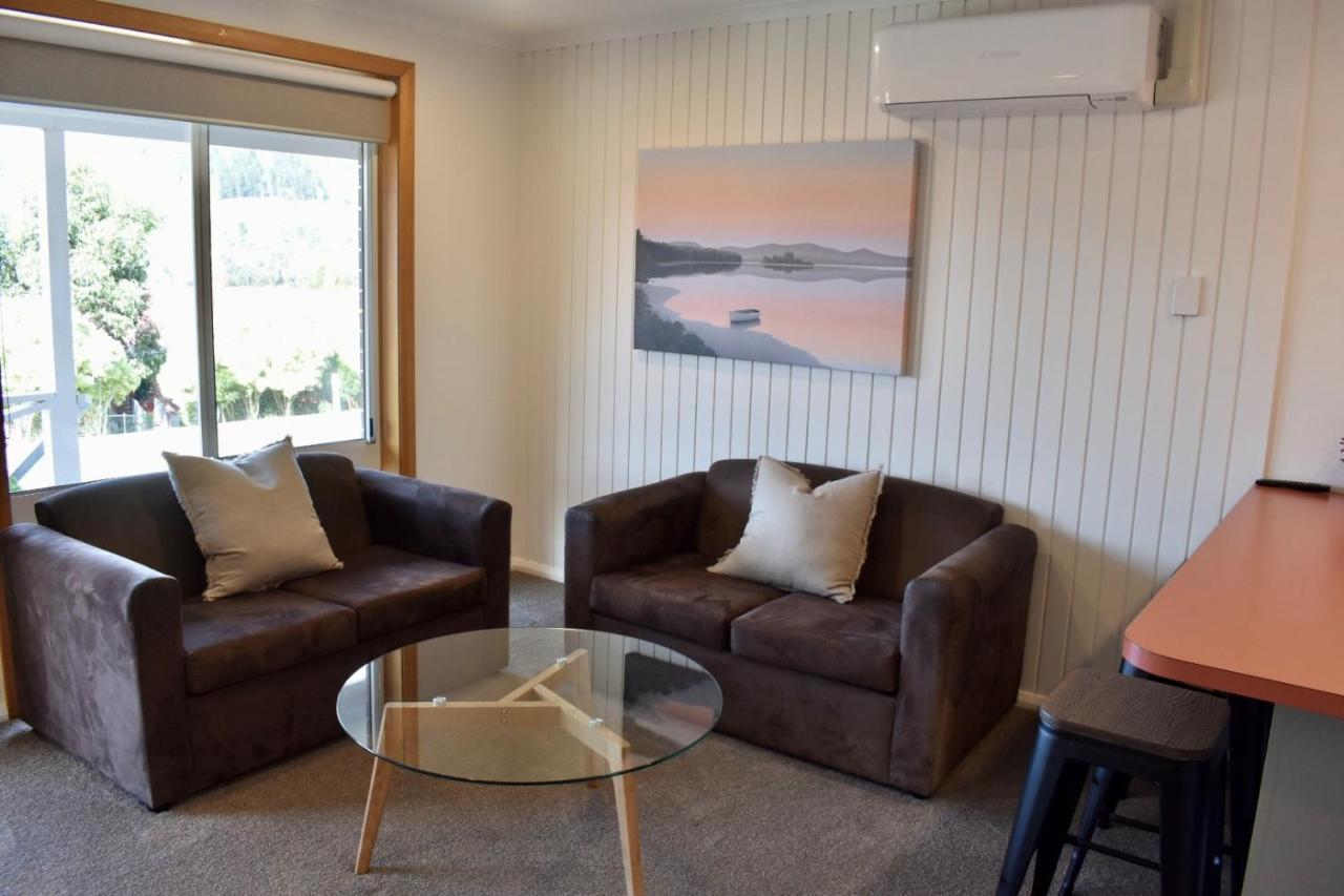 Kermandie Hotel Port Huon Eksteriør bilde